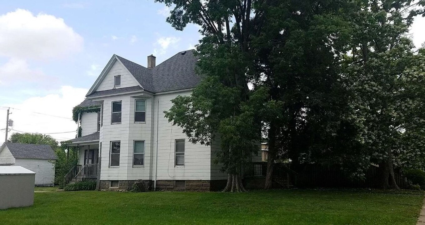 4307 8th Ave in Rock Island, IL - Building Photo