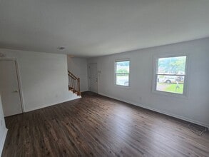 6569 Commons Dr in Prince George, VA - Building Photo - Building Photo