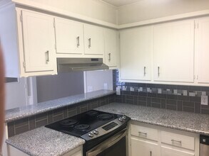 7918 Aberdeen Ave in Lubbock, TX - Building Photo - Building Photo