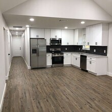 700 W Parnell St in Denison, TX - Building Photo - Building Photo