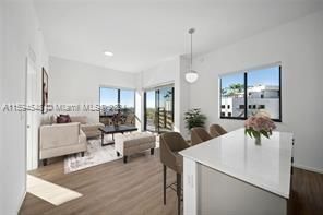 3333 N Federal Hwy in Oakland Park, FL - Building Photo - Building Photo