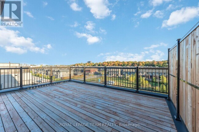 720 Mishi Private in Ottawa, ON - Building Photo - Building Photo