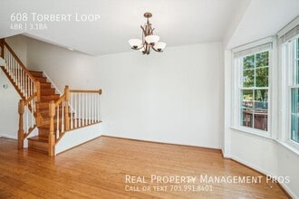 608 Torbert Loop in Stafford, VA - Building Photo - Building Photo