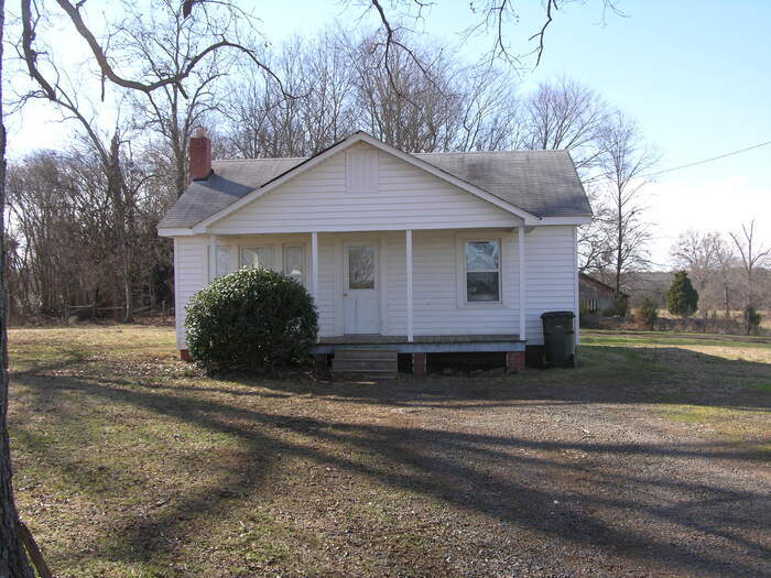 1640 Concord Farms Rd in Concord, NC - Building Photo