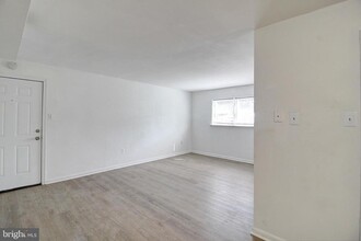 10 E 16th St in Frederick, MD - Building Photo - Building Photo