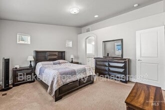 319 N Baxter Way in Eagle, ID - Building Photo - Building Photo