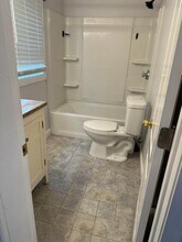 8 Highland Ave in Hampton, NH - Building Photo - Building Photo