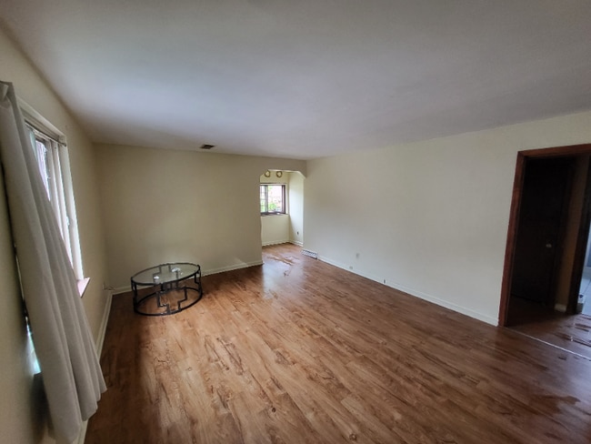 5141 Sumter Ave