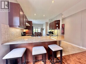 26 Thomas Dr in Collingwood, ON - Building Photo - Building Photo