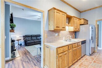 95 Bassingham Dr in Bella Vista, AR - Building Photo - Building Photo