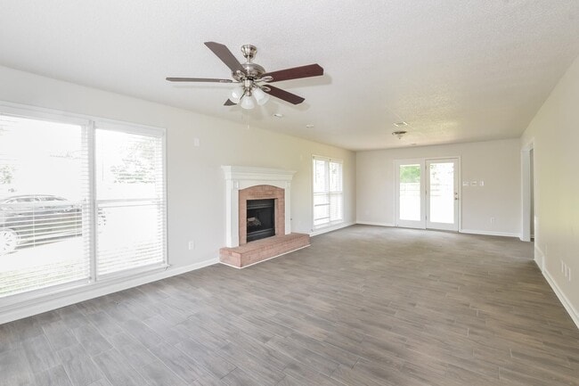 8267 Post Creek Cove in Memphis, TN - Building Photo - Building Photo
