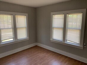 201 S Lowry St in Stillwater, OK - Building Photo - Building Photo