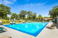 Adar at Golden Gate in Stone Mountain, GA - Foto de edificio - Building Photo