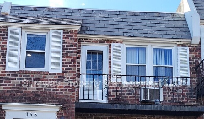 358 Beverly Blvd in Upper Darby, PA - Building Photo - Building Photo