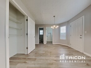 40 Adelaide Dr in Covington, GA - Foto de edificio - Building Photo