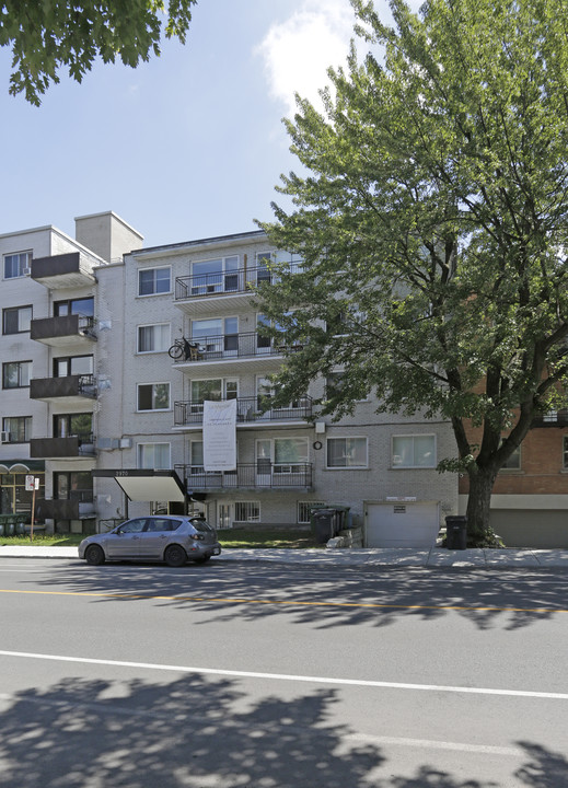 2970 Édouard-Montpetit in Montréal, QC - Building Photo