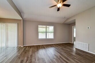 1009 Springcreek Dr in Denton, TX - Building Photo - Building Photo