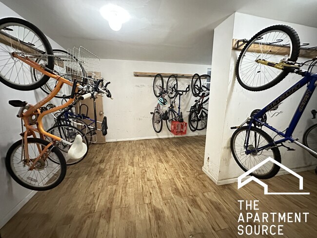 2832 W Palmer St, Unit 3 in Chicago, IL - Building Photo - Building Photo