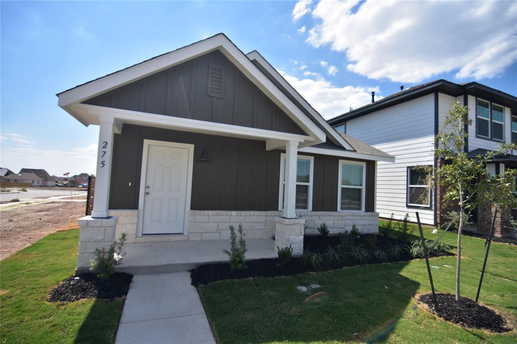 275 Bugbee in Kyle, TX - Building Photo