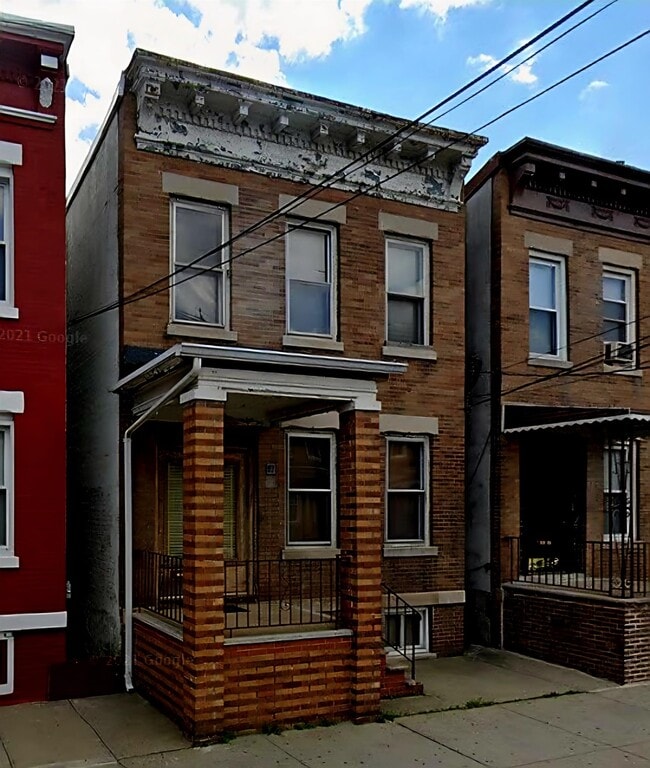 property at 117 57th St