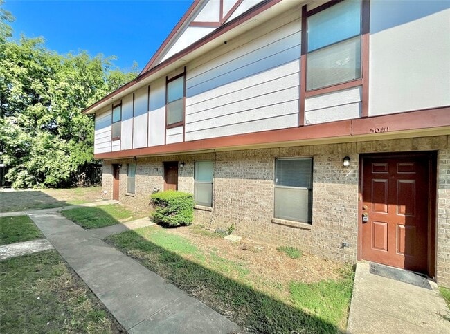 property at 3051 Olympia Dr