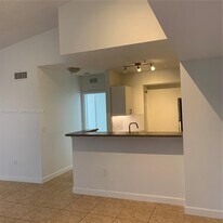 2200 E Preserve Way, Unit 301 in Miramar, FL - Building Photo