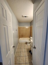 13922 Wales St, Unit 2 BD 1 BR Duplex Unit in New Orleans, LA - Building Photo - Building Photo