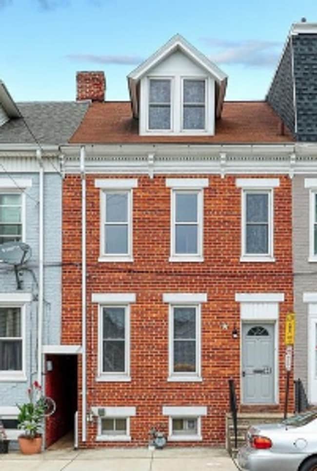 property at 123 S Albemarle St