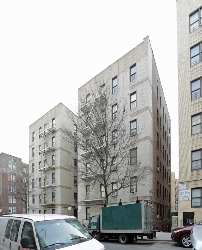 3554 Dekalb Ave in Bronx, NY - Building Photo - Building Photo