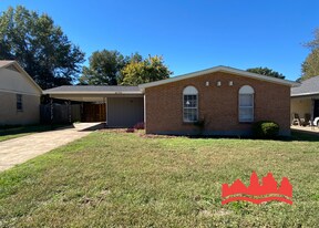 4735 Chevron Rd in Memphis, TN - Building Photo