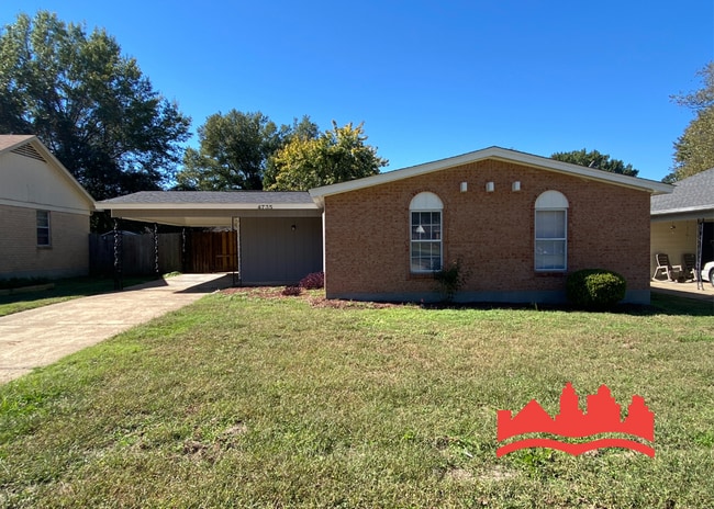 property at 4735 Chevron Rd