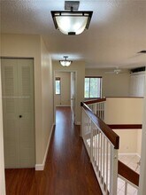 1301 SW 124th Ct in Miami, FL - Foto de edificio - Building Photo