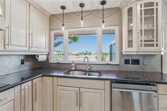 1717 Danbury Dr in Sun City Center, FL - Building Photo - Building Photo