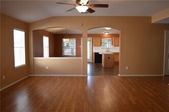 17405 Bottle Springs Ln in Leander, TX - Building Photo - Building Photo