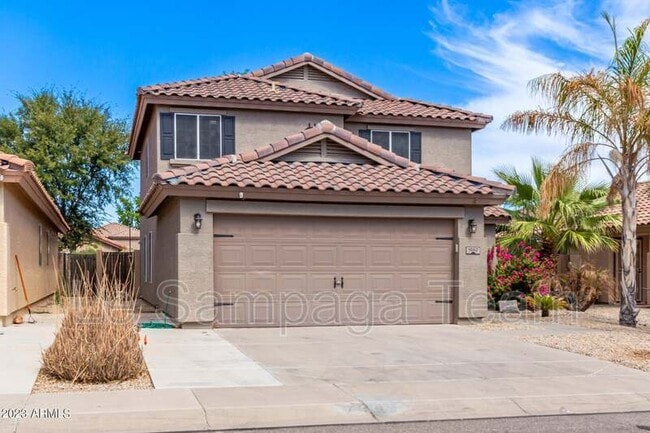 property at 1082 E Lakeview Dr