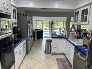 11781 NW 14th St in Plantation, FL - Building Photo - Building Photo