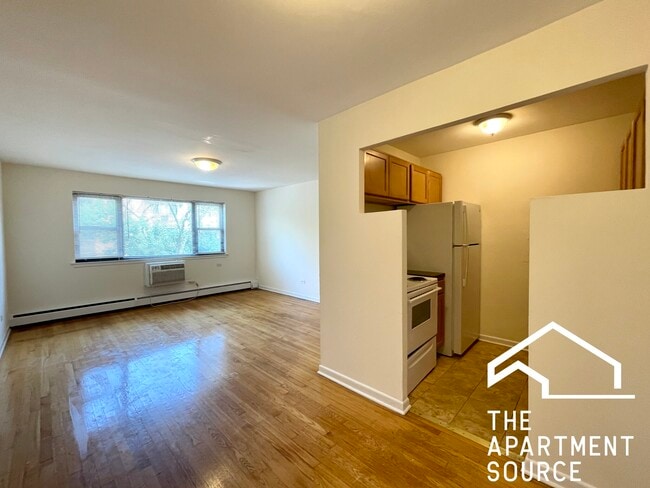 property at 6002 N Kenmore Ave