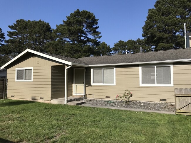 property at 1725 Anderson Ave