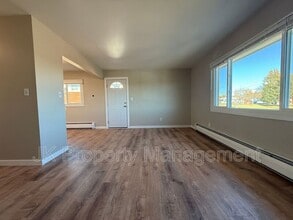 2100 4th St NE in Great Falls, MT - Building Photo - Building Photo