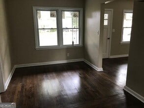 839 Mimosa Dr in Forest Park, GA - Foto de edificio - Building Photo