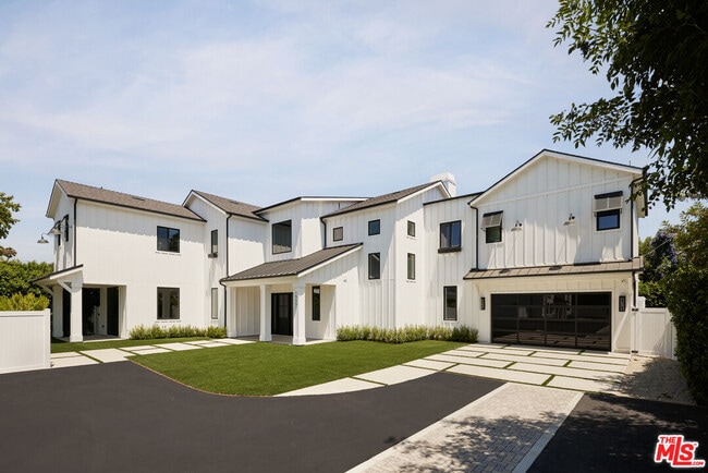 property at 5056 Haskell Ave