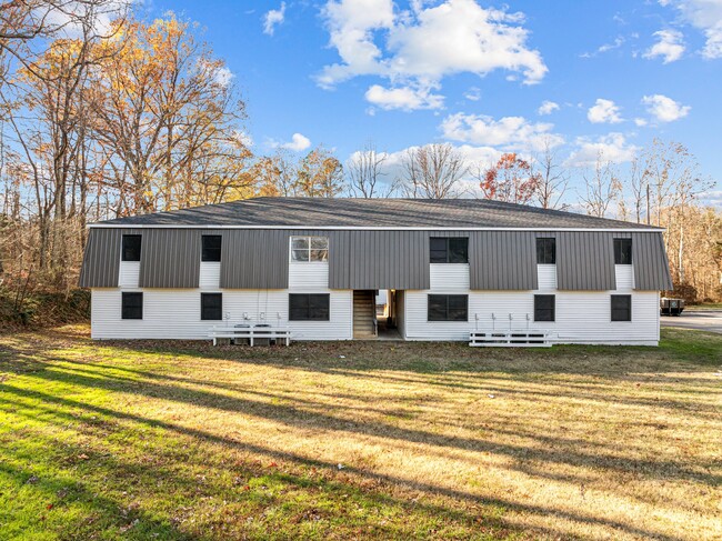 Creekside at Kennedy Mill in High Point, NC - Foto de edificio - Building Photo