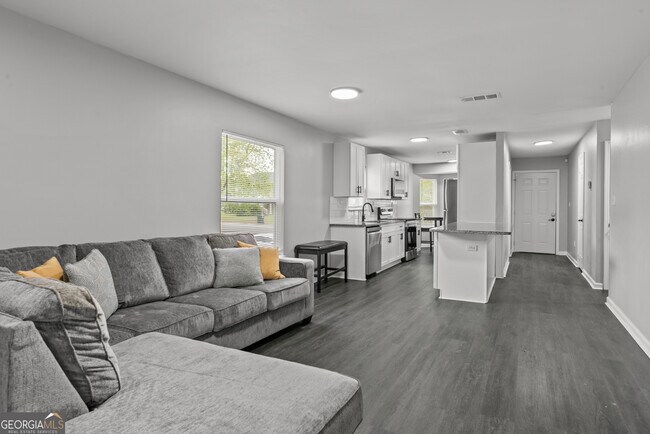 140 Cumberland Ct-Unit -B in Athens, GA - Building Photo - Building Photo