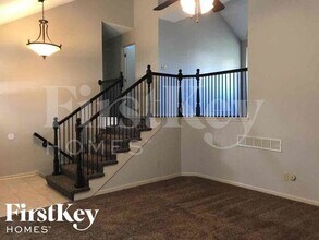 1700 Cooper Dr in Raymore, MO - Building Photo - Building Photo