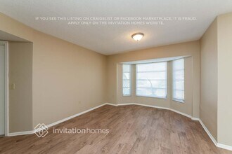 5886 Tyler Rd in Venice, FL - Foto de edificio - Building Photo