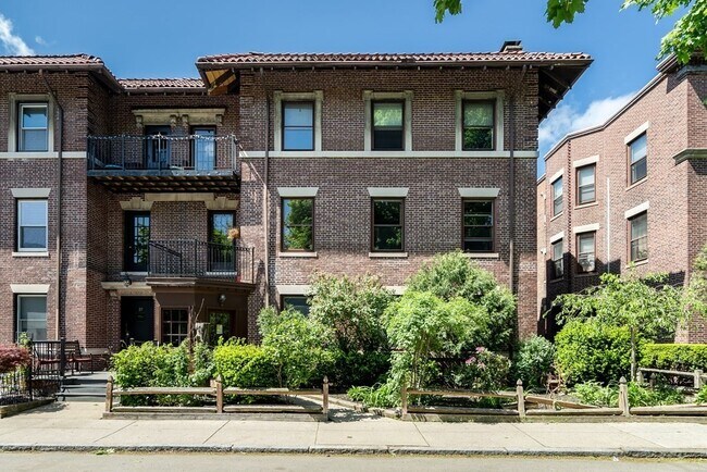 property at 25 South St