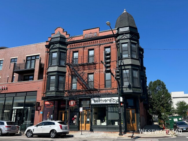 807 W Weed St