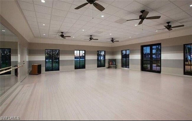 property at 11632 Onyx Cir