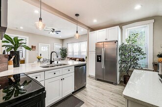 611 Lincoln St in Indianapolis, IN - Building Photo - Building Photo