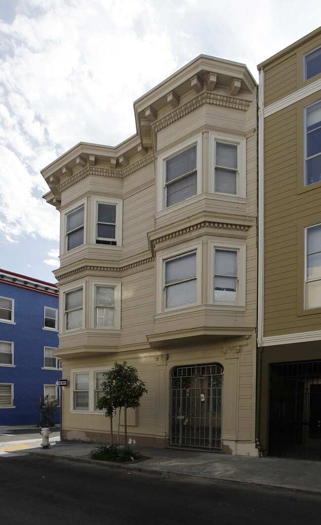 547 Natoma St in San Francisco, CA - Foto de edificio - Building Photo